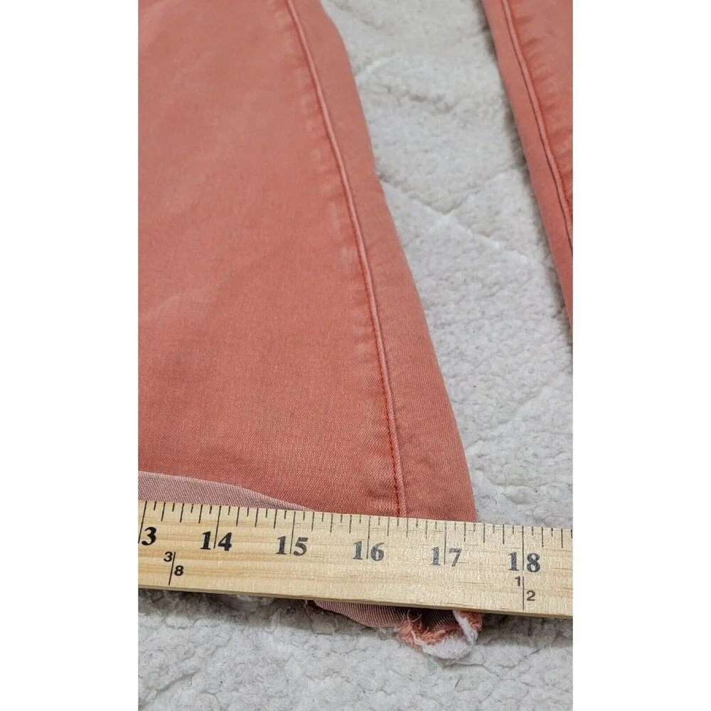 Free People Women's Pink Float‎ On Flared Leg Denim Jeans Raw Hem Size W25
